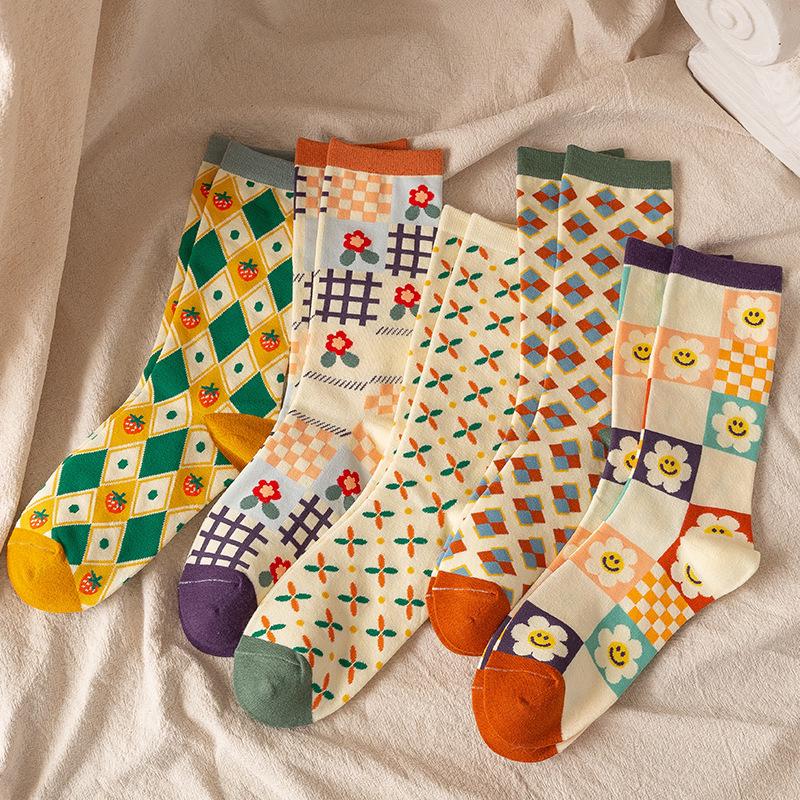 Sunflower Trendy French Academy Knee-High Socks: Stylish, Versatile, and Casual Sportswear