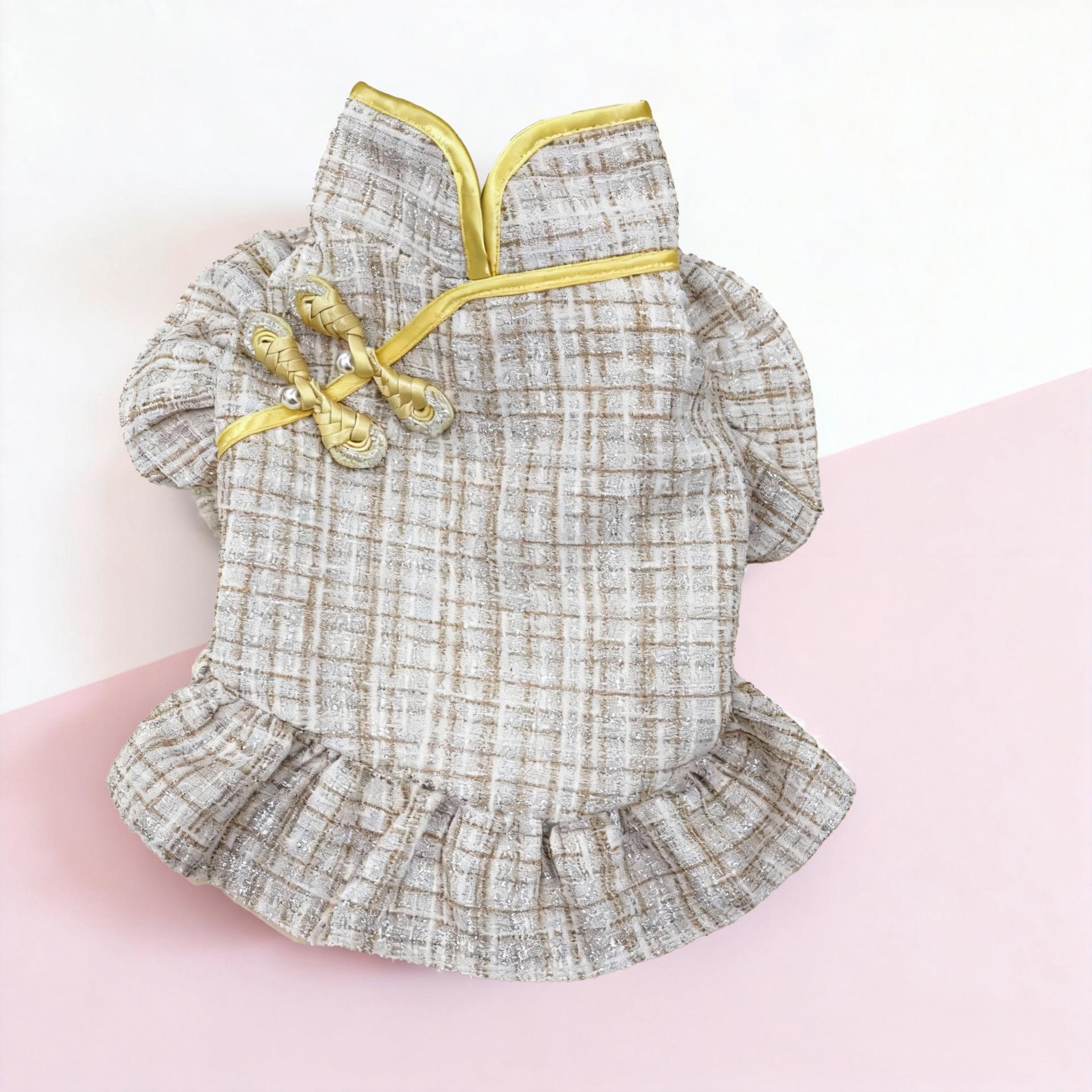 

Платье для собаки Одежда Принцесса Теплое Маленькая собака Этнический стиль Ароматный Тедди Щенок Велюровый Материал Одежда для питомца Весна Осень Зима S бежевый