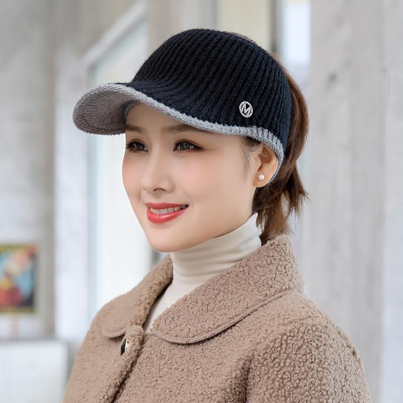 Lightweight Knit Open Top Hat For Women With Letter Embroidery For Outdoor Warmth