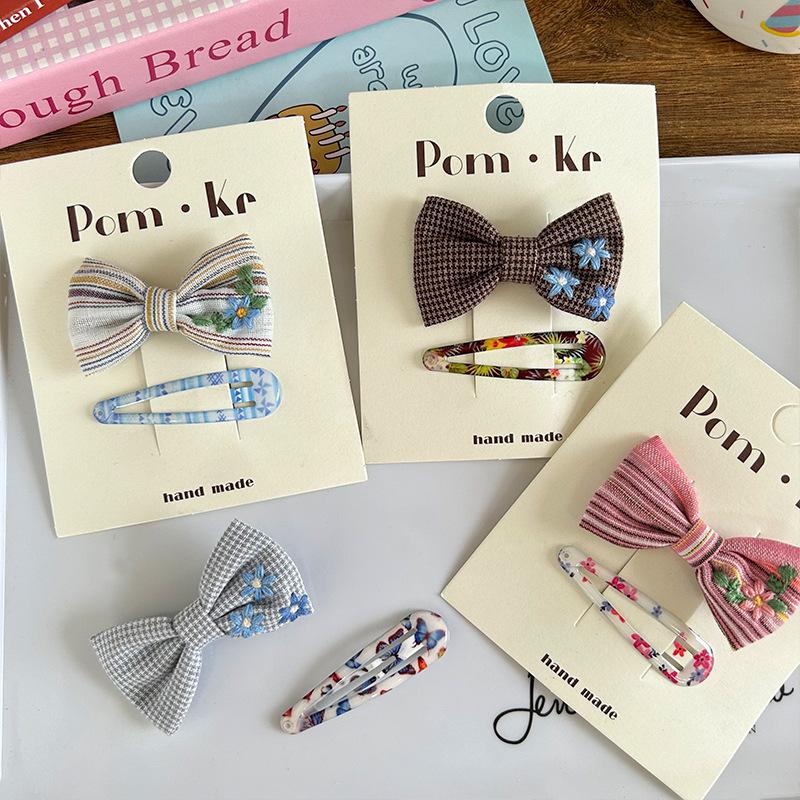 Haarspange Haarnadel im koreanischen Stil mit Karomuster und Blume