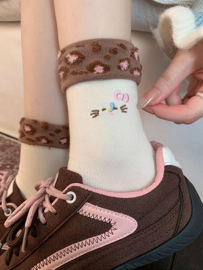 White Lace Pile Socks Girls Cute Kitty Kitty Kitty Mid-Leg Socks Trendy Spring And Autumn Pure Cotton Stockings