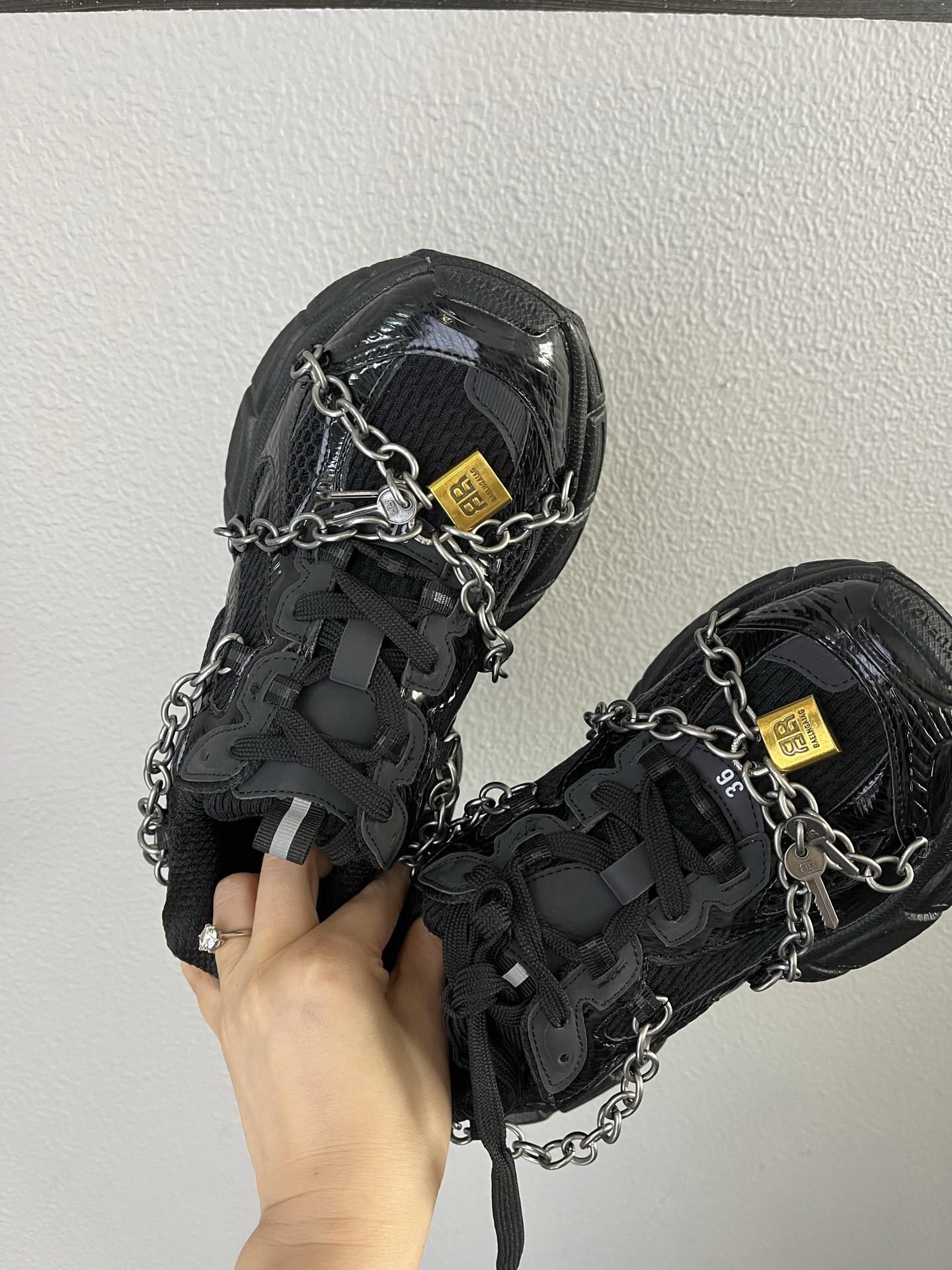 

Paris heavy metal wind dad shoes women s shoes 2025 new thick-soled heightening versatile casual sports shoes mesh breathable 35