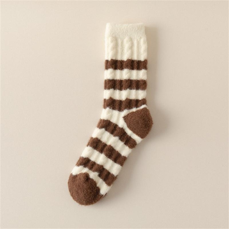 Women Twist Jacquard Fuzzy Plush Socks Winter Warm Color Block Striped Fleece Sleep Socks Thermal Floor Slipper Socks