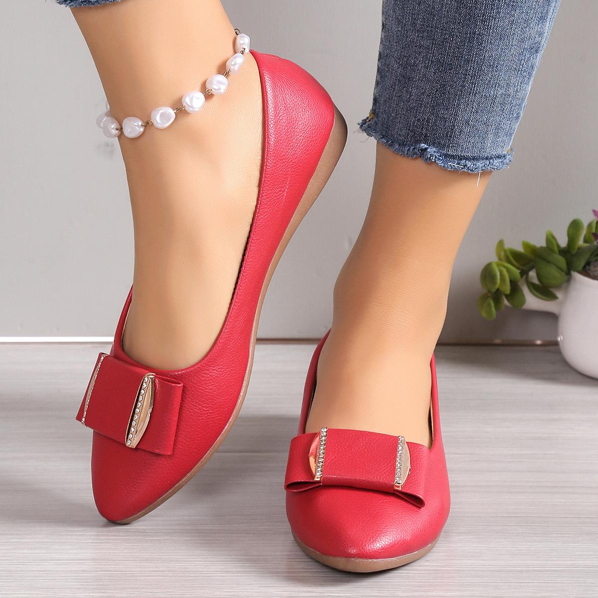 

Large size spring and autumn new pointed head shallow mouth soft sole single shoes women s flat heel one pedal lazy shoes 35 червоний