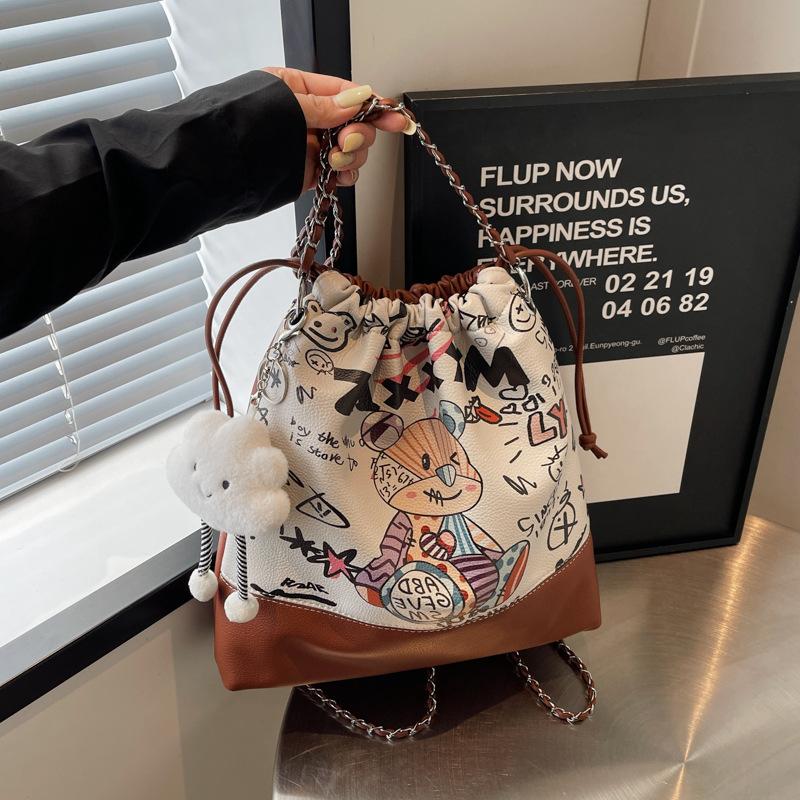New Beautiful Niche Armpit Bag Large Capacity Foreign Style Bag Women's Fashion Trend Cute Shoulder Bag