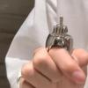Anillo emergente divertido para el dedo medio, regalo de broma para el dedo medio, anillo divertido para aliviar el estrés, anillo interactivo para expresar el estado de ánimo.