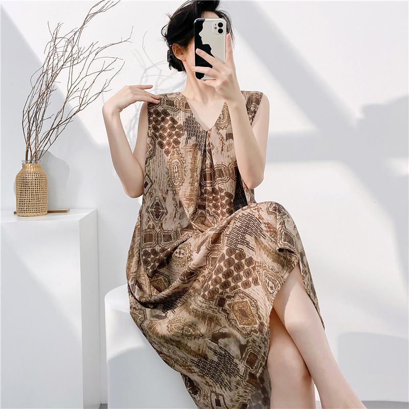 Cotton and silk sleeveless nightdress women's summer thin floral new super good-looking dress medium and long small fresh loungewear