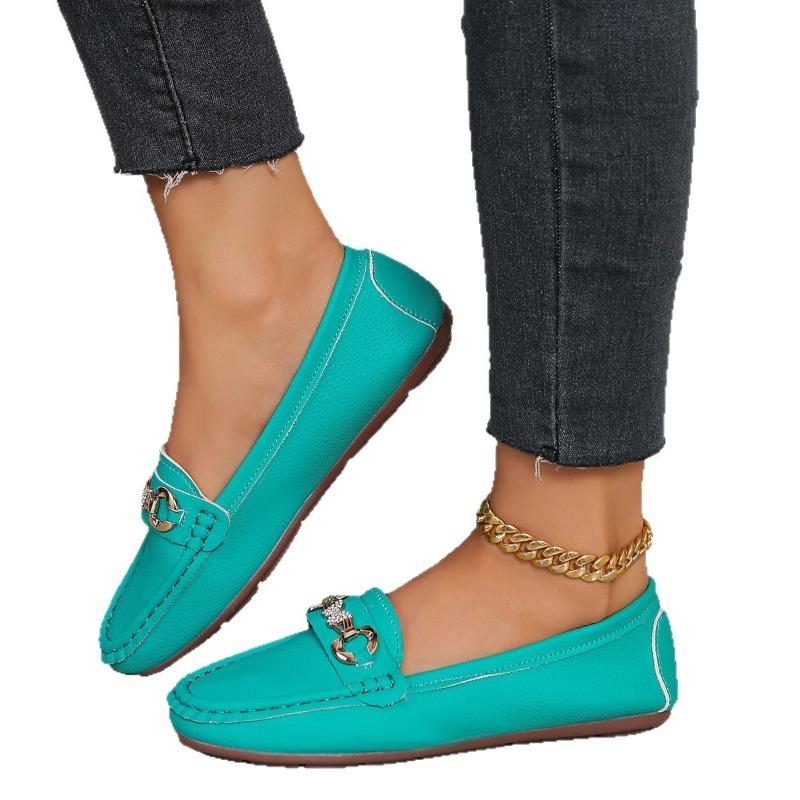 New Round Toe Shallow Opening Rhinestone Chain Flat Casual Shoes for Women in Large Size