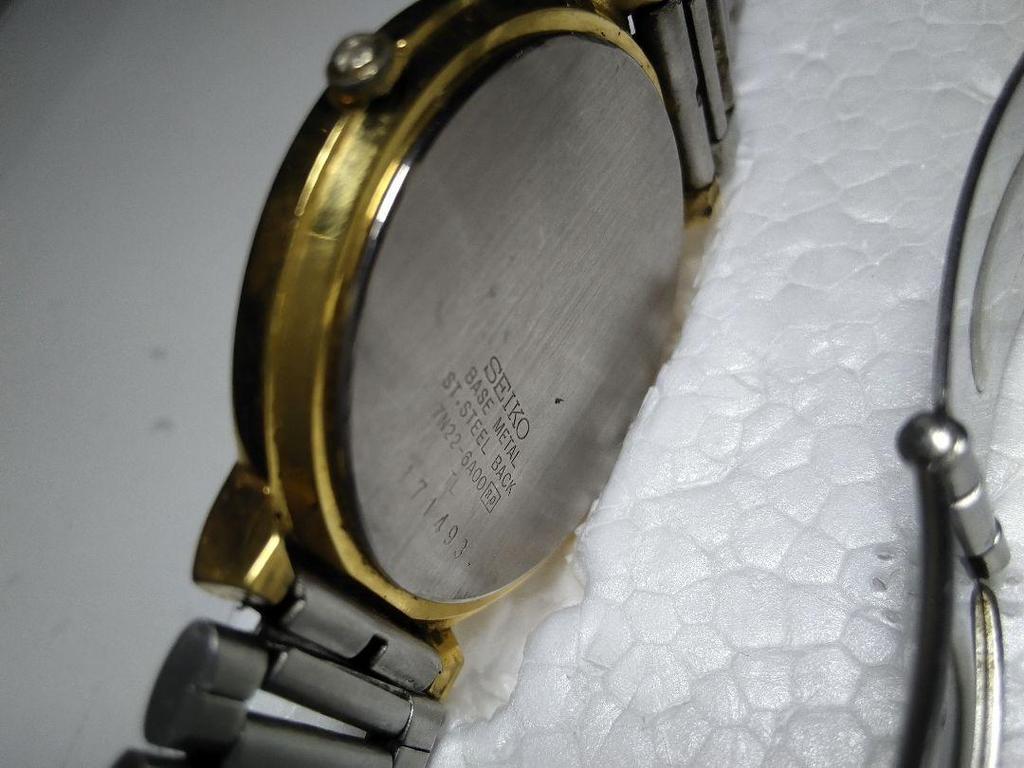 [USED] SEIKO Quartz Watch Gold/Silver
