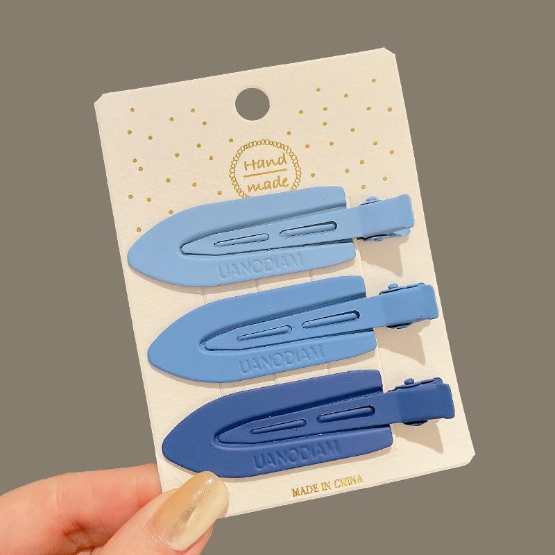 Pink Dopamine Hair Clip: Y2K Seamless Round Hairpin - Cute Small Side Clip for Women’s Bangs