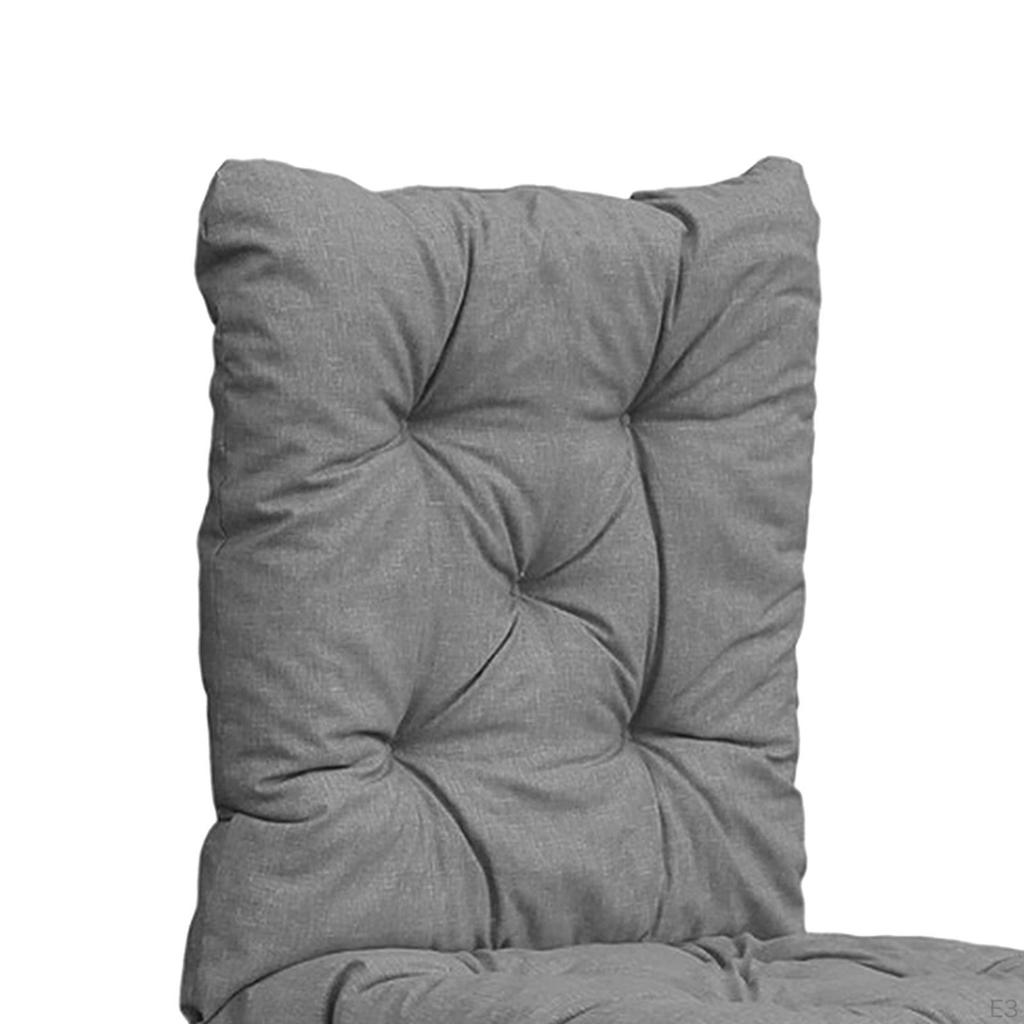 Gemütliches Outdoor-Schaukelstuhlkissen-Set