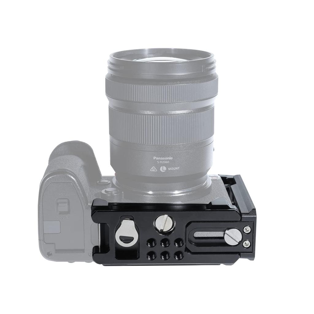 NICEYRIG Camera Cage L-Shaped Plate for Panasonic LUMIX S5 / LUMIX S5 Mark II / LUMIX S5 Mark II X / Panasonic DC-G9M2 - 405