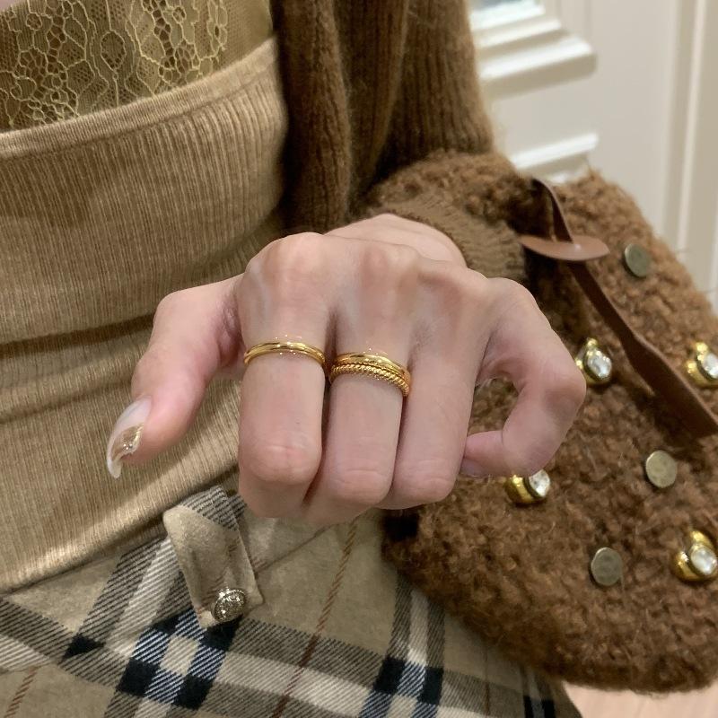 Light Luxury Minimalist Style Ring Twist Wide Version Narrow Version Set Ring Stacked Wearing Daily Commuting Retro Versatile Design Index Finger Ring
