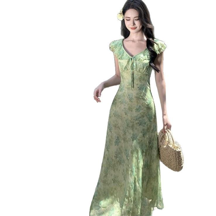 High-end French fresh and elegant temperament dress women's summer new sweet small flying sleeves gentle floral skirt