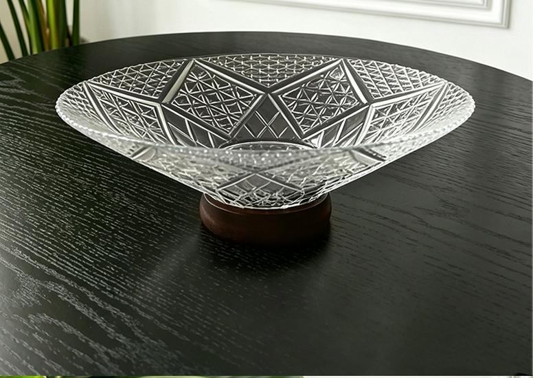 Elegant High-Footed Glass Fruit Bowl for Living Room - Stylish Candy Dish & Snack Display Plate