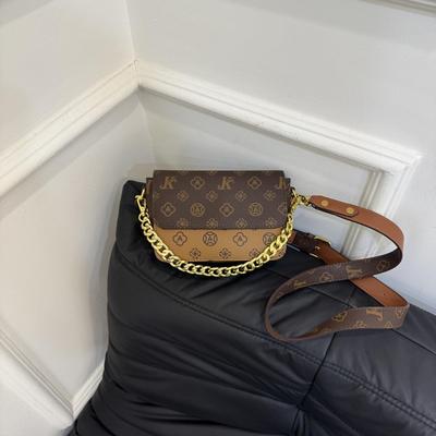 New Women's Bag Wind Letter Chain Small Square Bag Portable Shoulder Oblique Span Bag