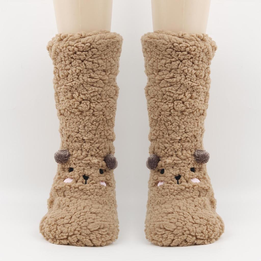 3D Froté podkolenky s malým medvídkem s protiskluzovou podrážkou - Plyšové, hřejivé ponožky na spaní