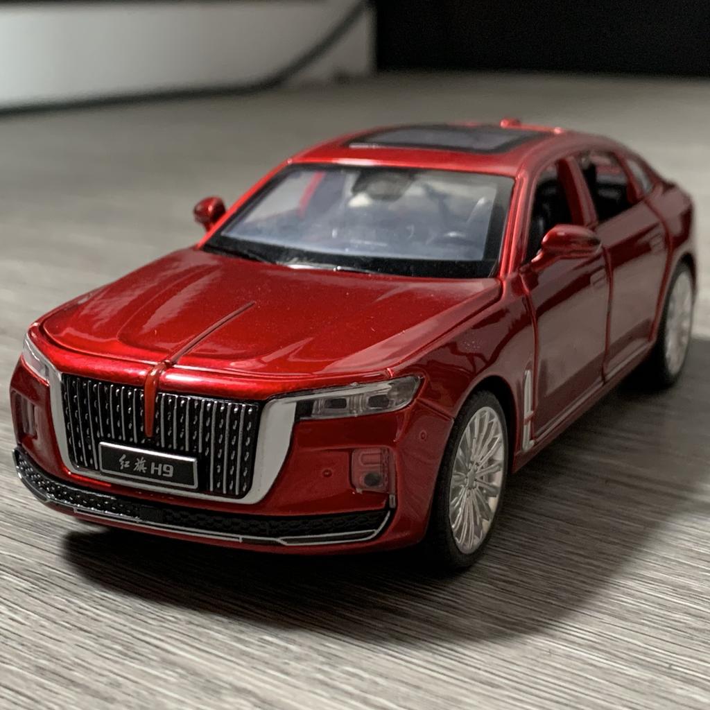 1:32 Hong Qi H9 Alloy Metal Diecast Model Car Car Central Control Ornament Miniature Metal Vehicle Trendy Auto Accessory & Small