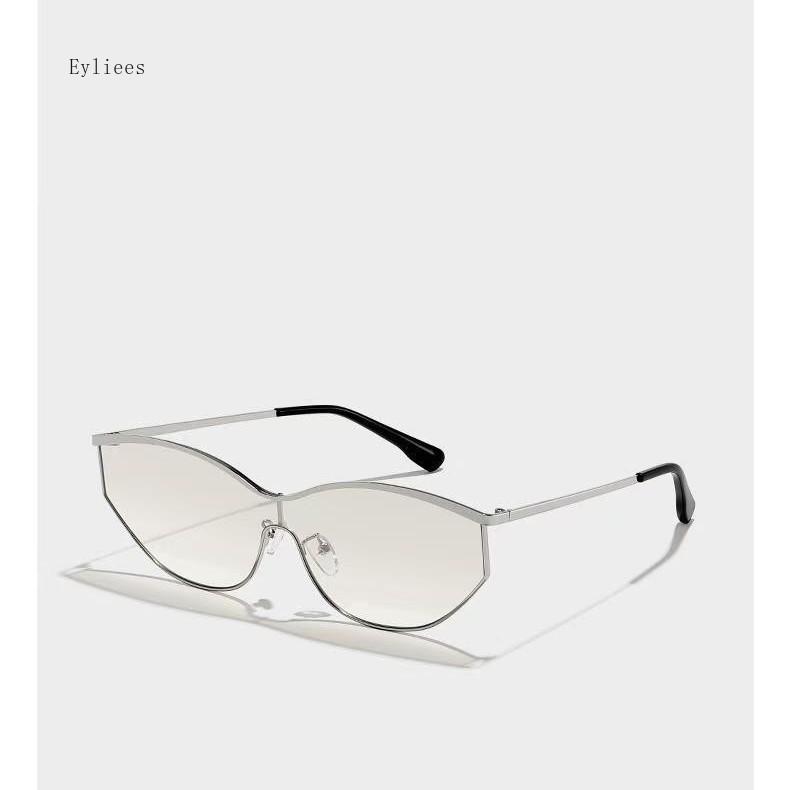 Fashion Small Frame Sunglasses Personalized Design Metal Sunglasses Retro Minimalist Wild Women Sunglasses UV400 gafas