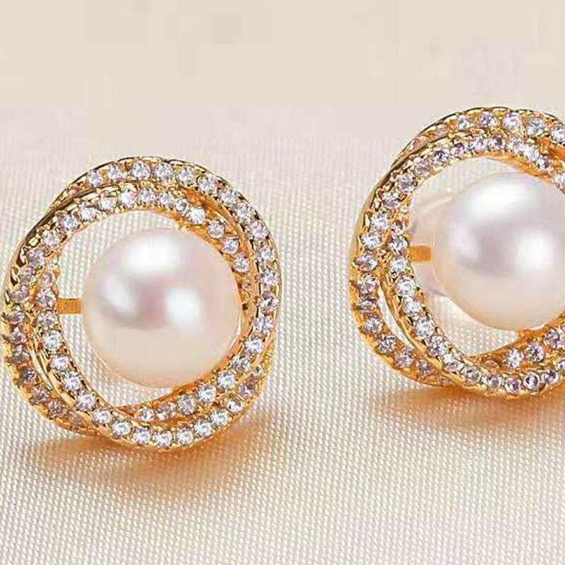 Directly supplied fashionable floral freshwater pearl earrings with a youthful and elegant style S9Silver Needle Earrings