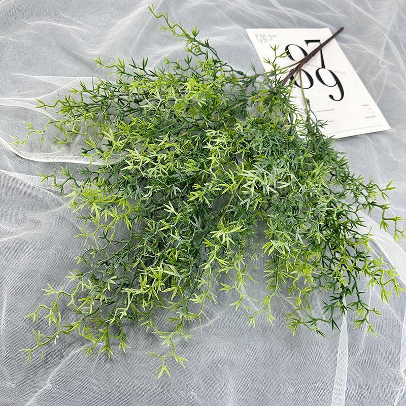 

Plastic Greenery Indoor Decoration With Natural Appearance For Wedding Events WhiteGreen
