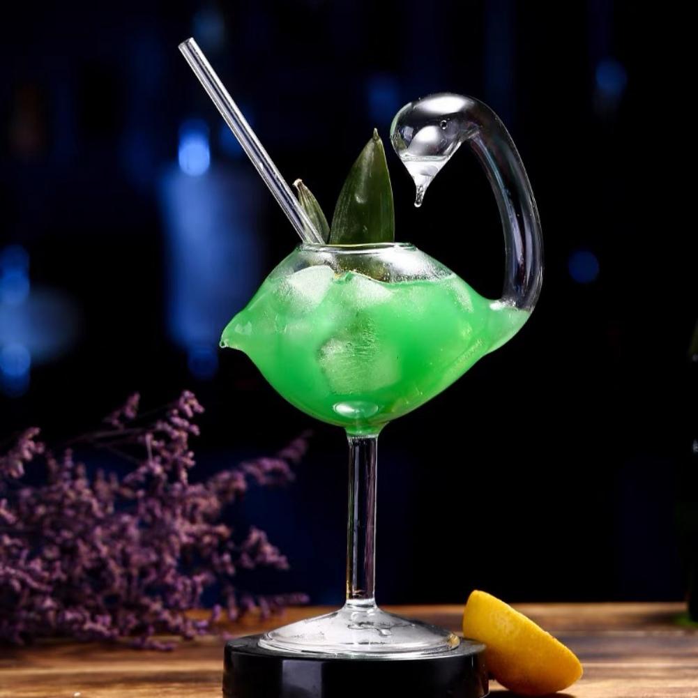 Cocktail Glass Cup Swan Glass Creative Bird Design Glass Goblet for Whiskey Wine Glass Champagne for Ktv Bar Night Party