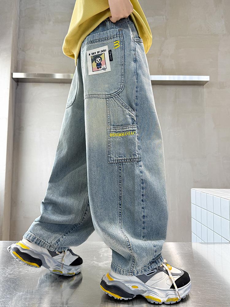 Jeans dritti azzurri da ragazzo - Collezione Primavera & Autunno 2025