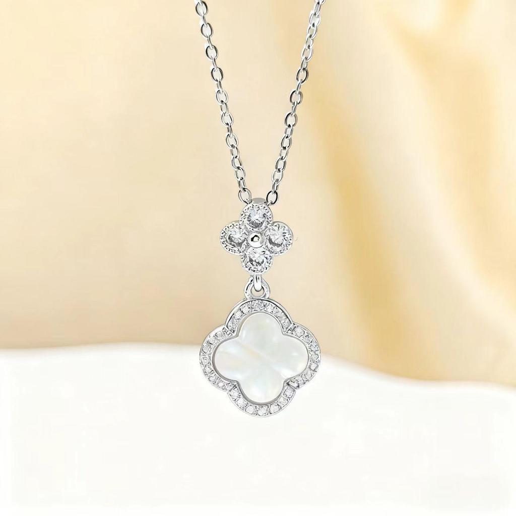 Women's Luxury Four-Leaf Clover Mother-of-Pearl Necklace with Diamond-Inlaid Pendant