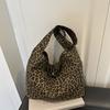 Leopard Print Tote Bag With Canvas Interior For Daily Use In Retro European Style