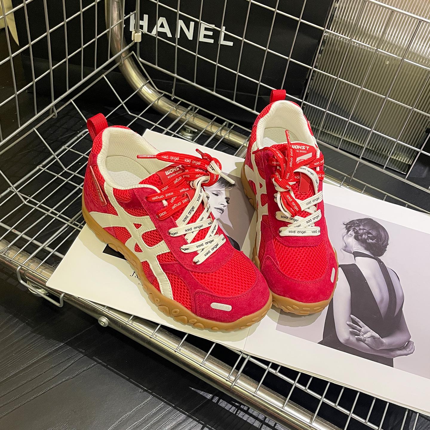 

2025 Осень Женские Кроссовки на Скрытой Платформе в Немецком Стиле: Цветные повседневные туфли на толстой подошве, нескользящие, легкие, увеличивающие рост для миниатюрных Red [In Stock]