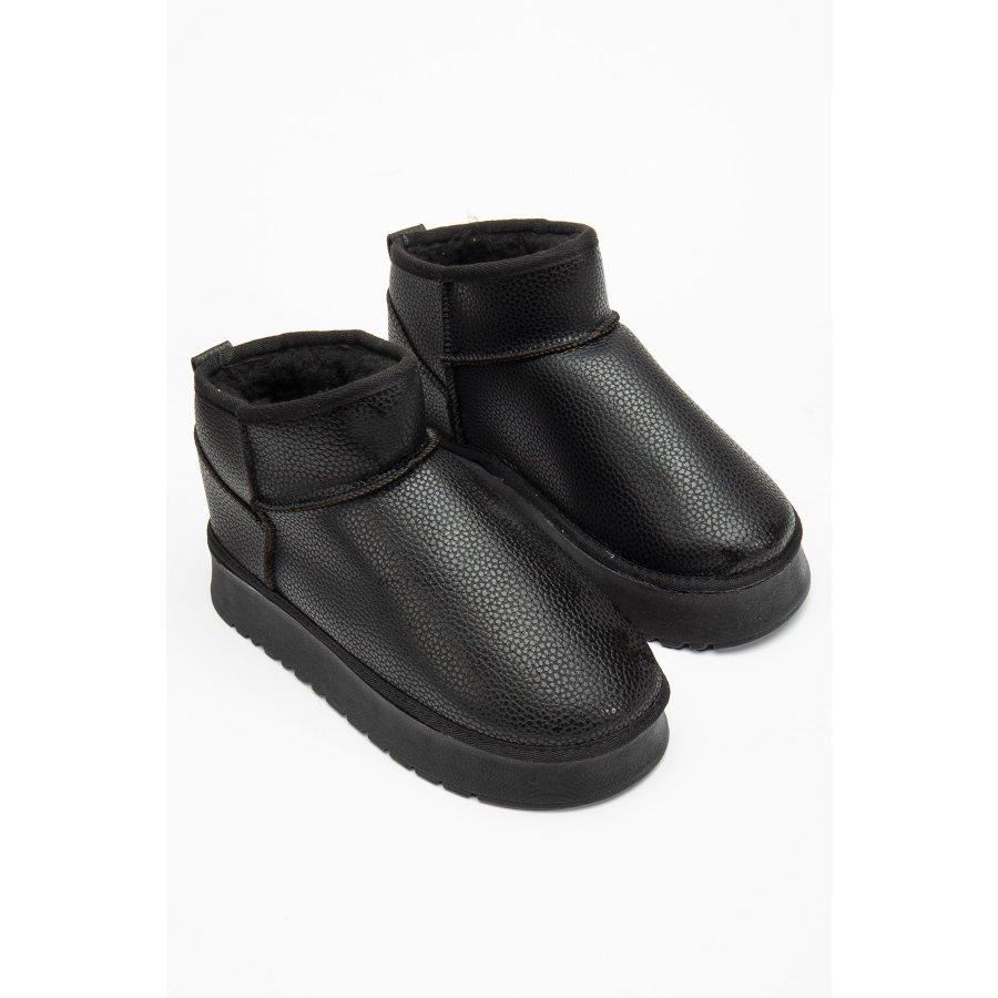 Women's Thick Soled Faux Fur Lined Casual Boots