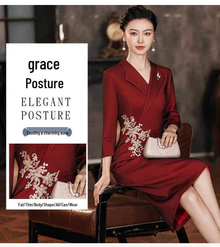 2025 Autumn Elegant V-Neck Slimming Dress for Mother of the Bride