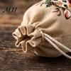 Portable Fabric Gift Holders Christmas Drawstring Bags, Small Festive Prints Burlap Treat Pouches for Bags Candy Jewelry And Party Favors, Reusable