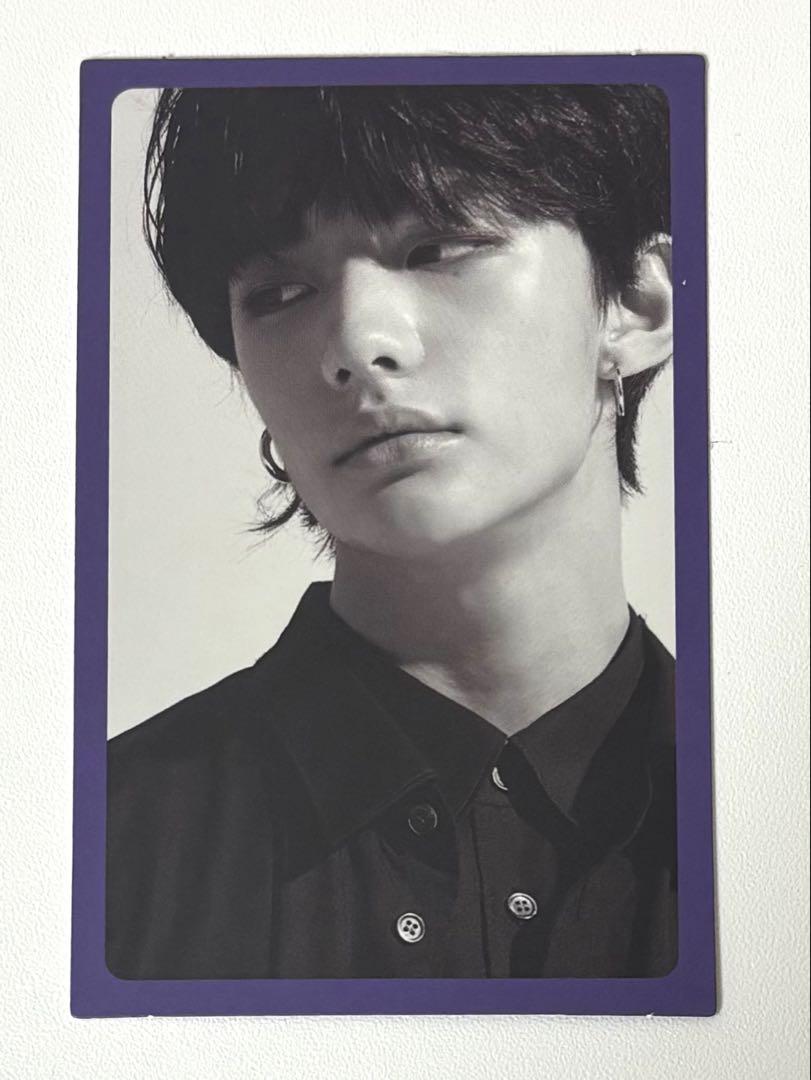 

[USED] StrayKids I am YOU First Press Limited Edition Purple Frame Hyunjin Trading Card