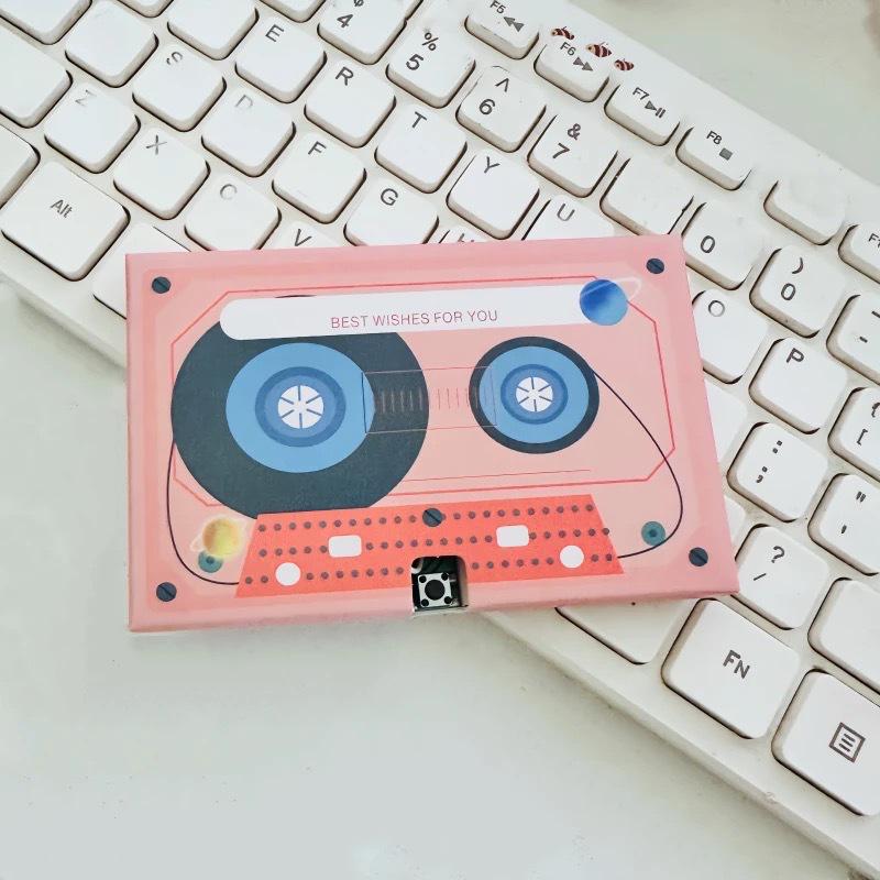 

Creative Voice Greeting Card: Perfect for Birthdays, Confessions, Graduations, and Memorable Keepsakes 11*7 CM