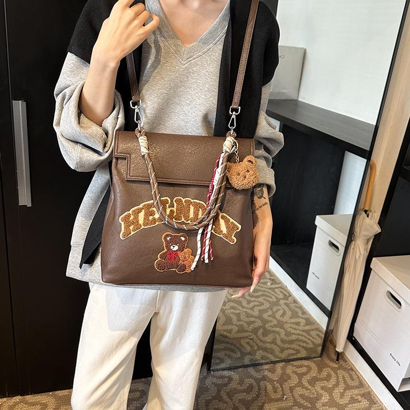 

Ретро повседневная маленькая сумка женская 2025 новая студенческая классная рюкзак модный городской маленький рюкзак 31*9.5*31 коричневый