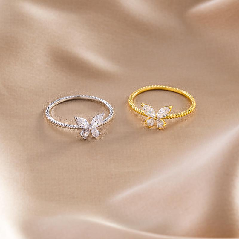 14 Karat vergoldeter Zirkon-Schmetterlingsring, S925-Silber, elegantes, schlankes Design für Damen.