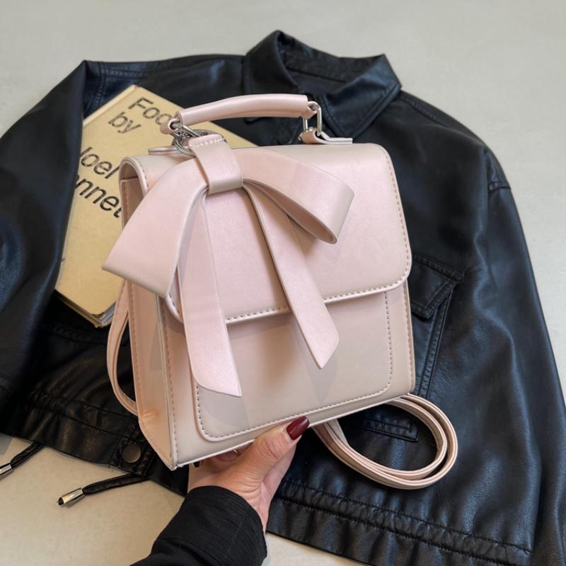 Hot Selling Women's Bags in  One's Two Shoulders Portable High-quality Zipper New Models  School Backpack