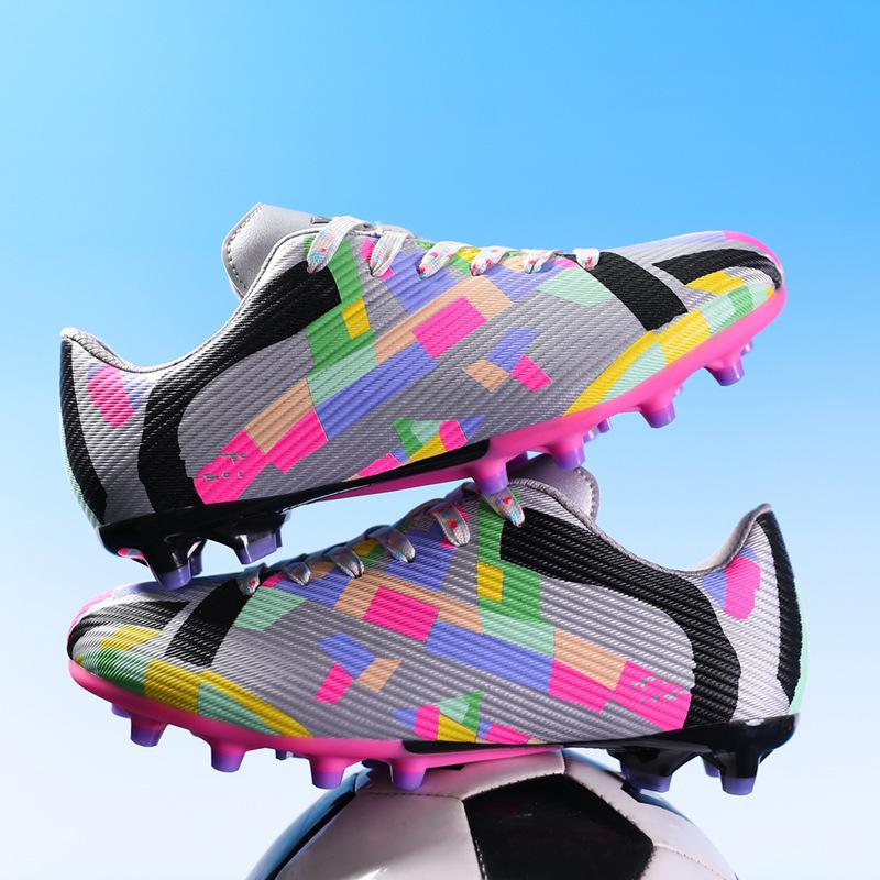 Student Broken Nail Sports Shoes Men and Women Youth Game Grass Football Shoes Long Nails Low Top New Training