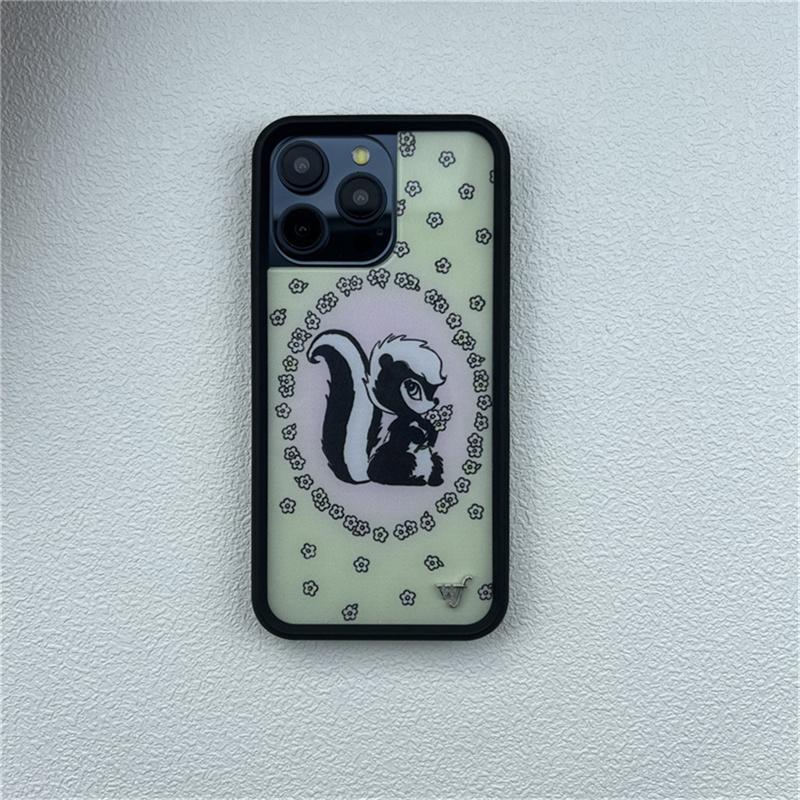 Wildflower ins cute animal phone case for iPhone16promax 15 Pro Max 16 14plus 13 12 17 cartoon Cherry Dolphin swan print bottom