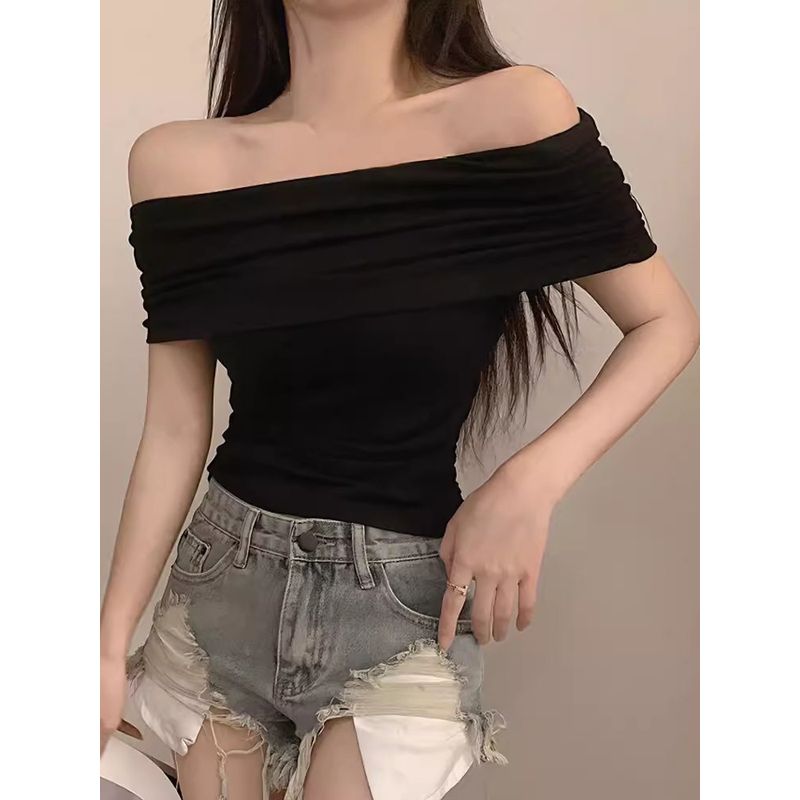 Sexy and Hot One-Shoulder Top with Pleated Design That Reveals Collarbones, Sweet and Spicy Style, Slim Fit, Off-Shoulder, Unique Women s T-Shirt Black S