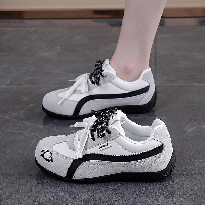 Red German training shoes women's spring new student versatile lightweight board shoes soft-soled casual sports shoes
