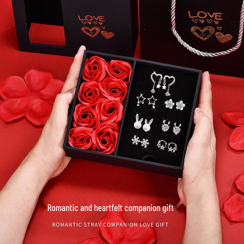 

Набор серег-сердец высокого класса: Игла из серебра S925 - Идеальный подарок на день рождения и Рождество для девочек 925 Silver