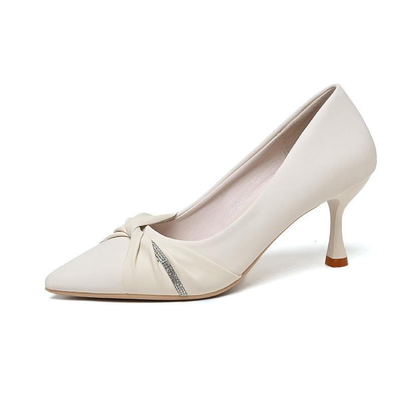 

Temperament high heels women s 2025 autumn new pointed high heels single shoes thin heels shallow mouth leather shoes rhinestone commuter women s 40