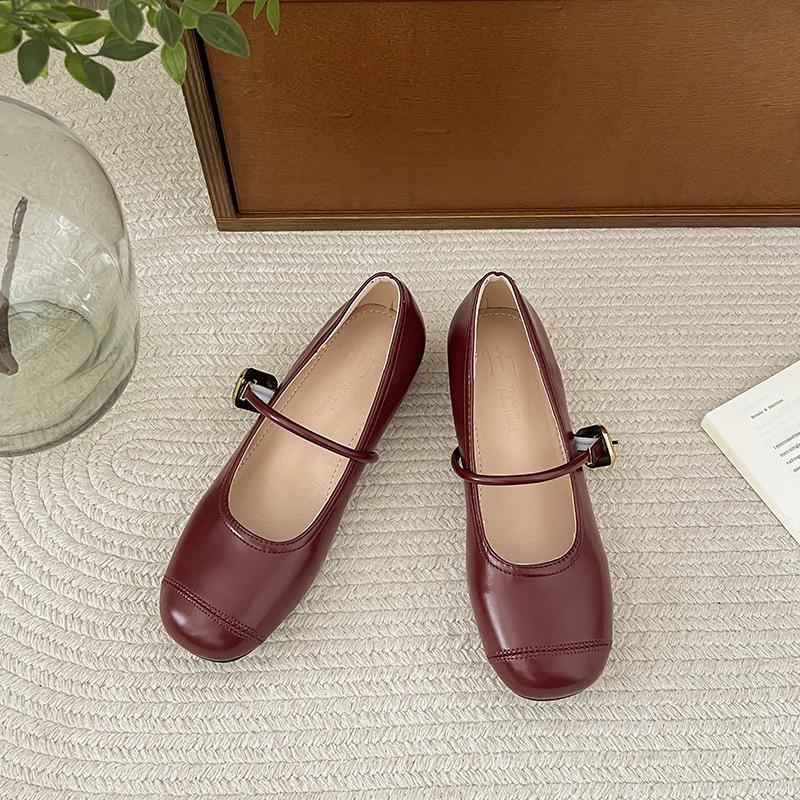 

Французский ретро увеличивающий рост поздний вечер ветер увеличивающий рост нежные туфли женские 2025 новый летний балет одинарные туфли мягкие туфли 35 красный