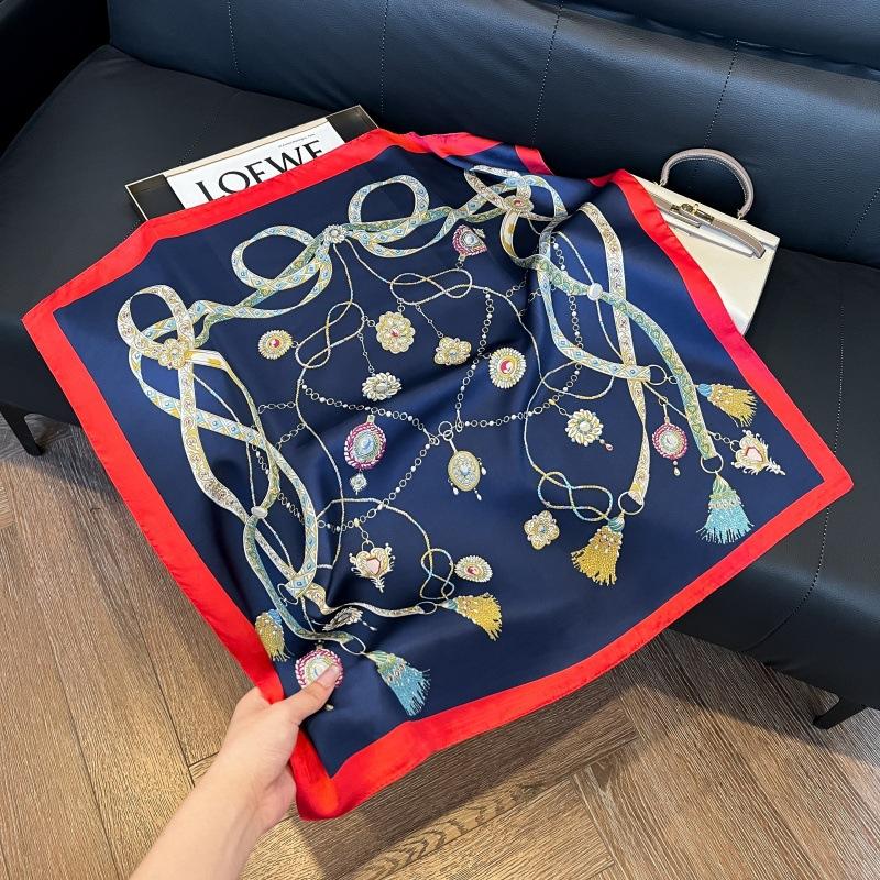 New silk scarf women's fashion versatile high-end small square scarf Korean version neck protection scarf spring and autumn retro scarf binding bag