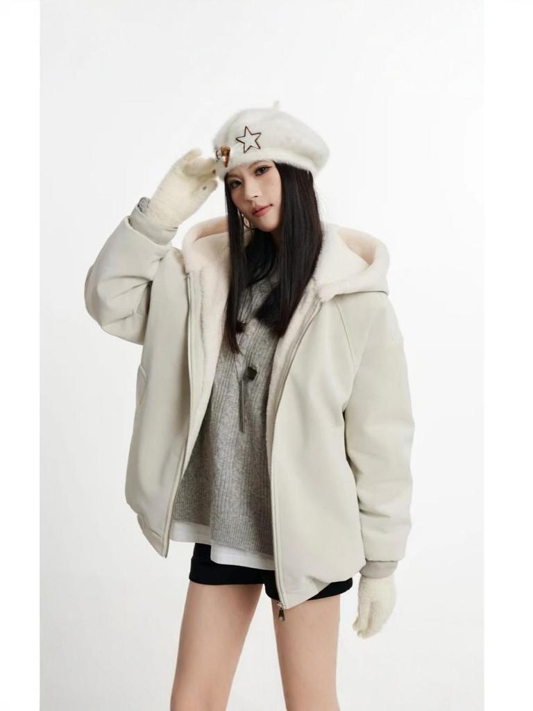 Men's Winter Lychee Pattern Hooded PU Leather Jacket with Fur Collar and Velvet Lining