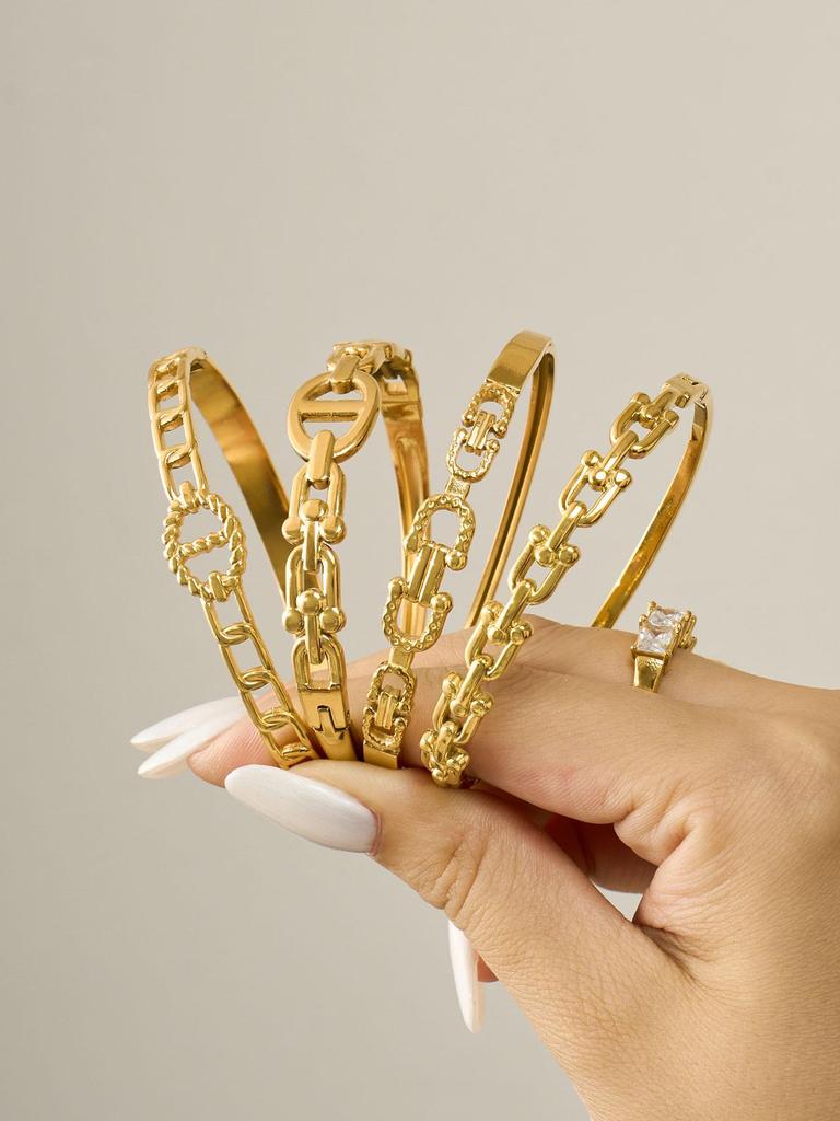 18K Gold Plated Horseshoe Buckle Bracelet for Women, 316L Stainless Steel, Colorfast, Simple and Elegant Design.