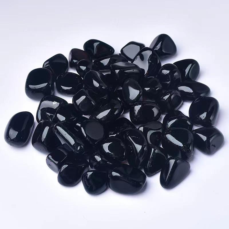 Natural Crystal Tumbled Stone Chips for Fish Tanks, Flower Pots, Diffusers, and Jewelry.