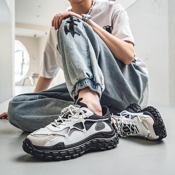 Men Casual Sneakers Spring New Mesh Breathable Running Shoes Lightweigh Trend Street Non Slip Walking Shoes Tenis Masculino Plus